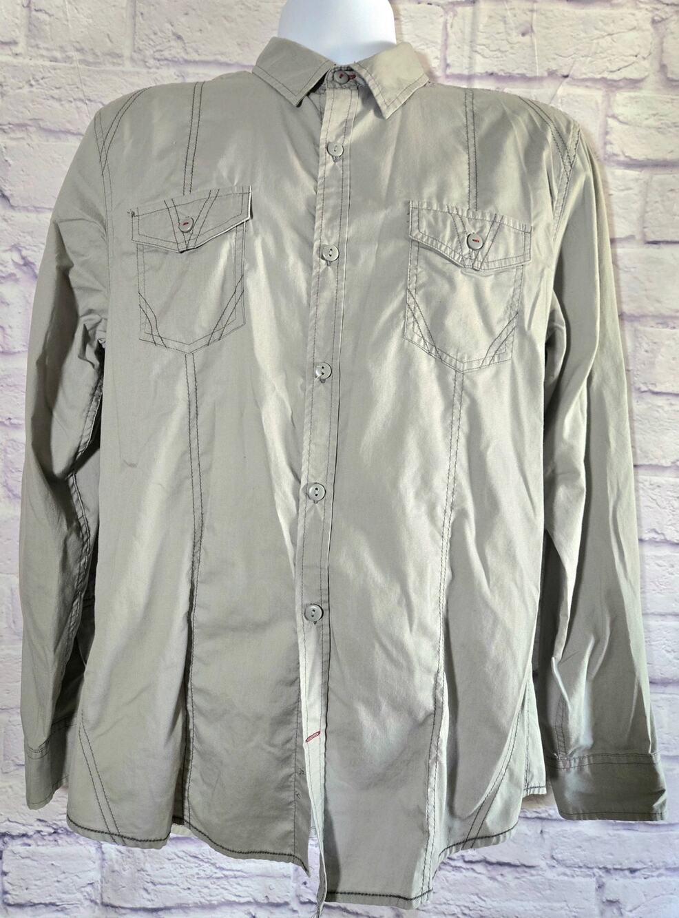 Tranquility Mayhem Gray Button Up Roll Tab Long Sleeves Men's Shirt Medium